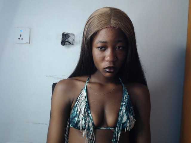 Sexyvian live cam on BongaCams