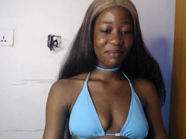 Sexyvian live cam on BongaCams