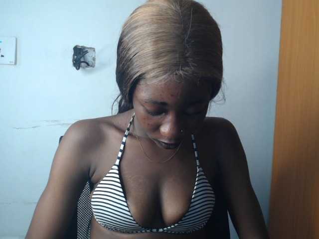 Sexyvian live cam on BongaCams