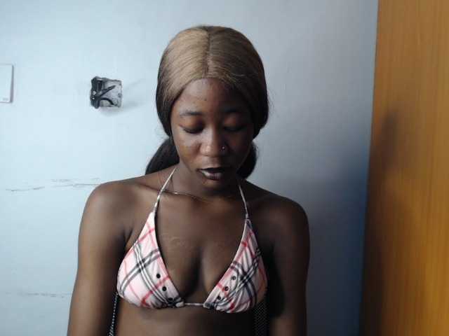 Sexyvian live cam on BongaCams