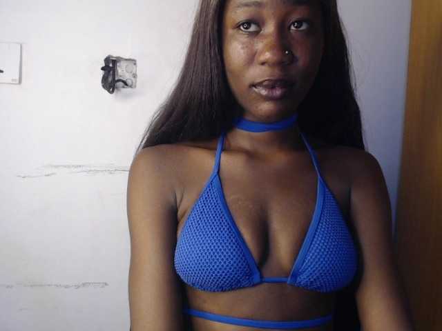 Sexyvian live cam on BongaCams
