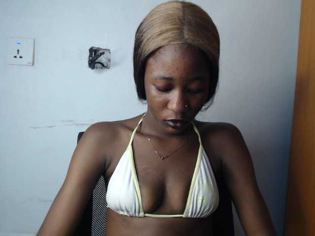 Sexyvian live cam on BongaCams