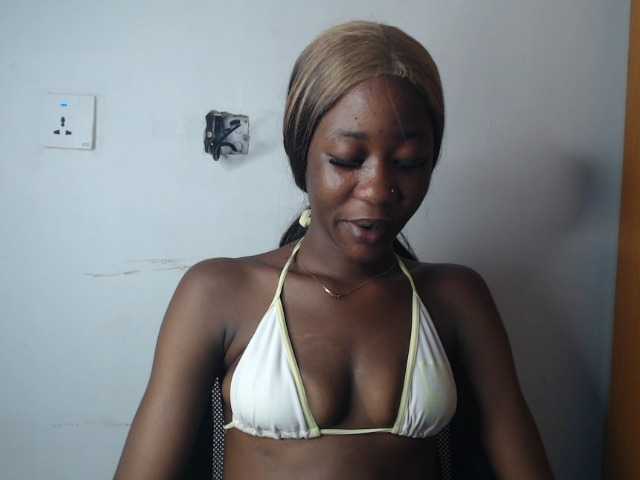 Sexyvian live cam on BongaCams