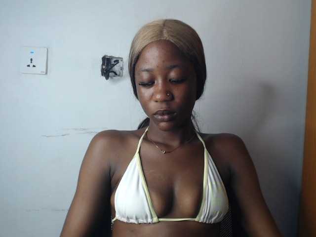 Sexyvian live cam on BongaCams