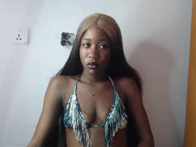 Sexyvian live cam on BongaCams