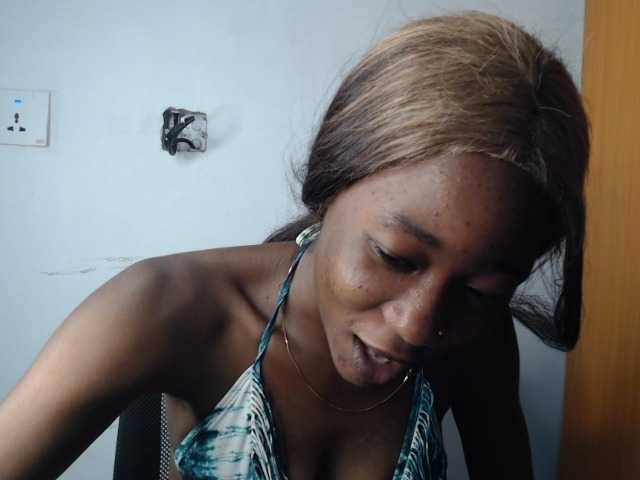 Sexyvian live cam on BongaCams