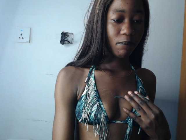 Sexyvian live cam on BongaCams