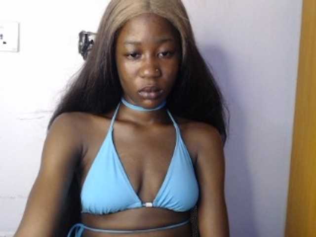 Sexyvian live cam on BongaCams