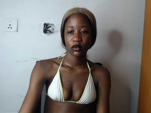 Sexyvian live cam on BongaCams
