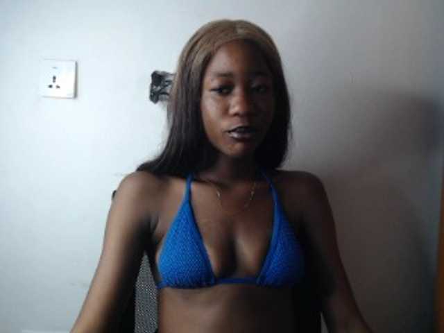 Sexyvian live cam on BongaCams