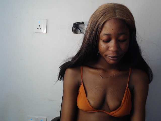 Sexyvian live cam on BongaCams