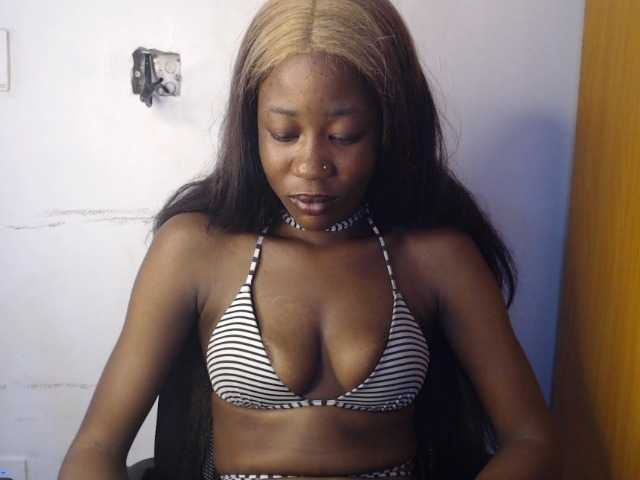 Sexyvian live cam preview