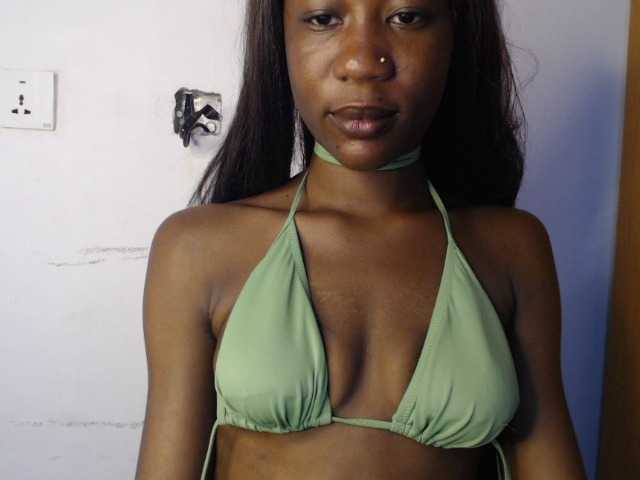 Sexyvian live cam on BongaCams
