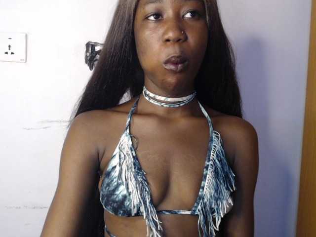 Sexyvian live cam on BongaCams