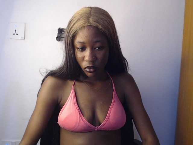 Sexyvian live cam on BongaCams
