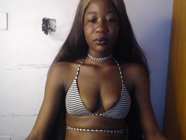 Sexyvian live cam on BongaCams