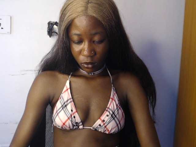 Sexyvian live cam on BongaCams