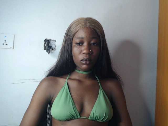 Sexyvian live cam on BongaCams