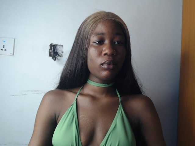 Sexyvian live cam on BongaCams