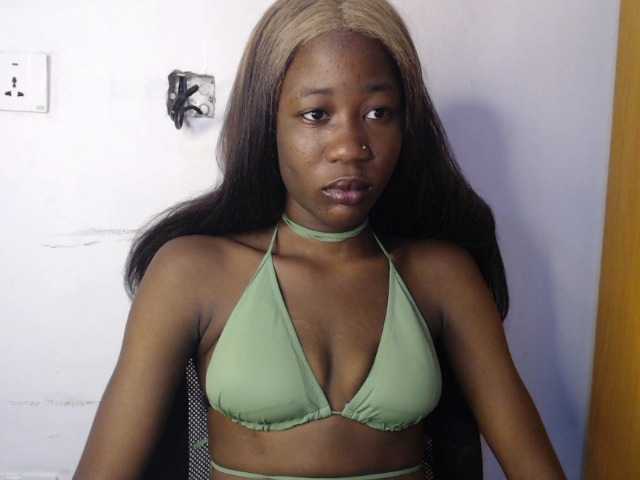 Sexyvian live cam on BongaCams