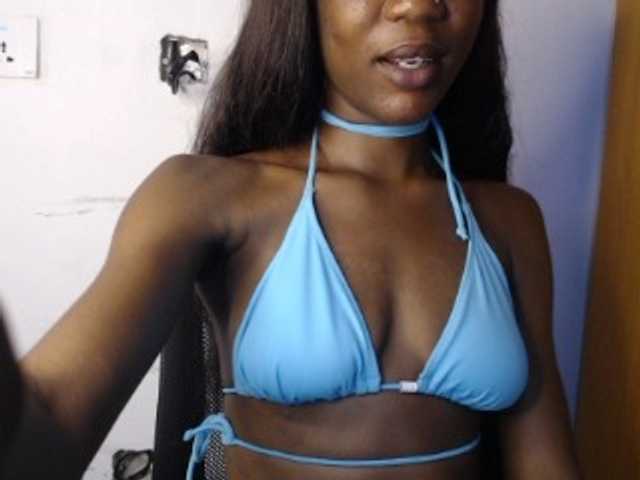 Sexyvian live cam on BongaCams