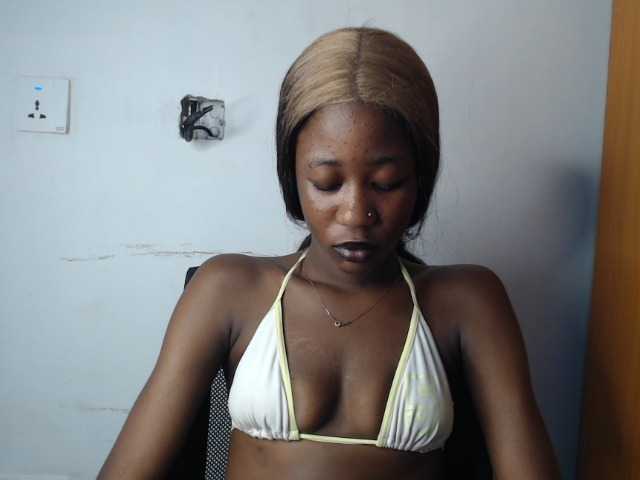 Sexyvian live cam on BongaCams