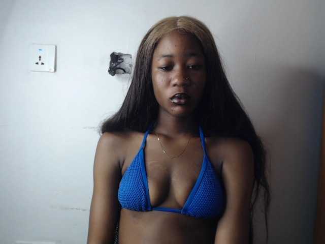 Sexyvian live cam on BongaCams