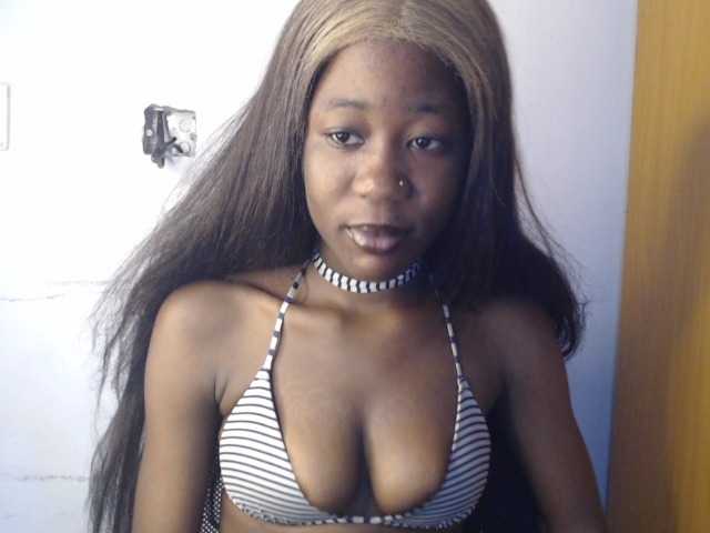 Sexyvian live cam on BongaCams