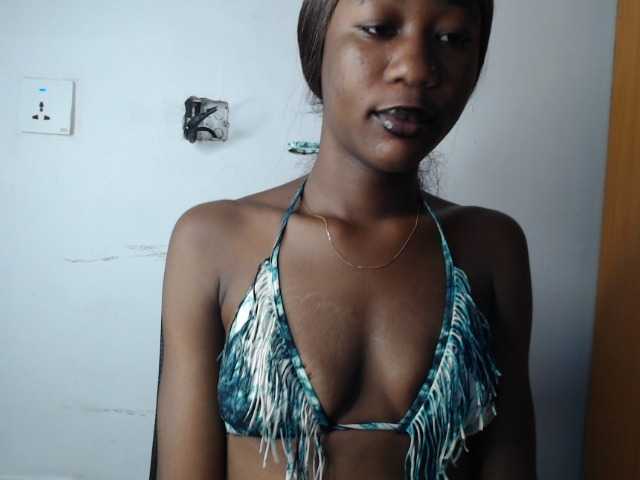 Sexyvian live cam on BongaCams