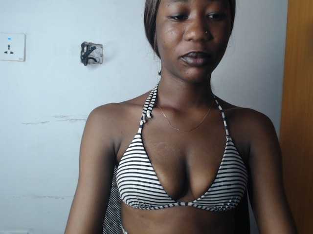 Sexyvian live cam on BongaCams