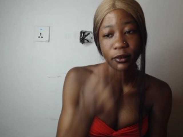 Sexyvian live cam on BongaCams