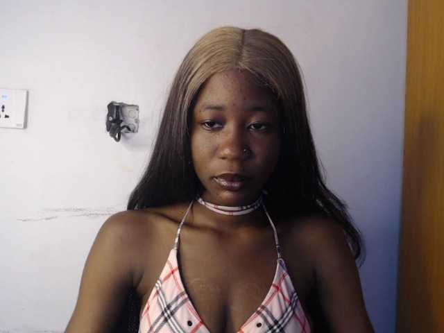 Sexyvian live cam on BongaCams