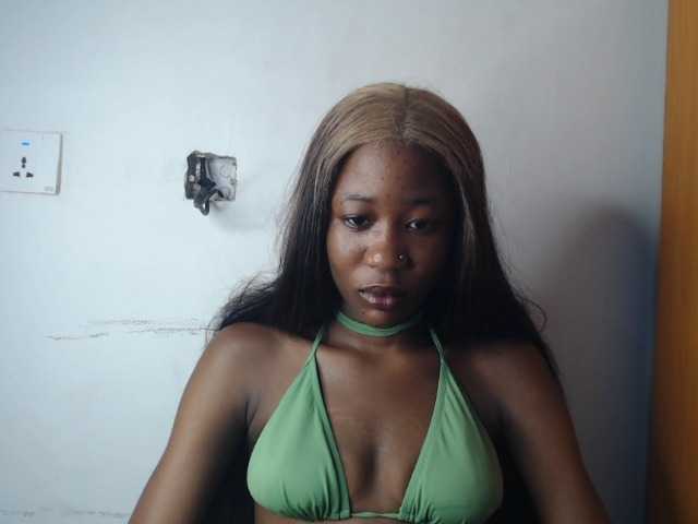 Sexyvian live cam on BongaCams