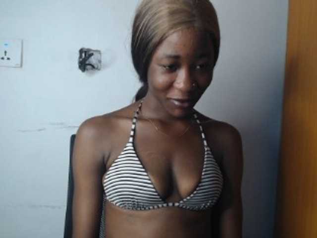 Sexyvian live cam on BongaCams