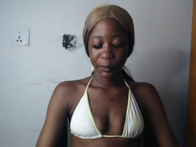 Sexyvian live cam on BongaCams