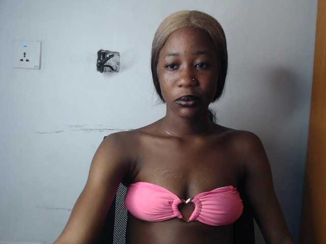 Sexyvian live cam on BongaCams