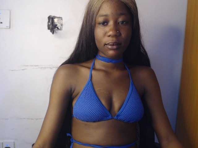 Sexyvian live cam on BongaCams