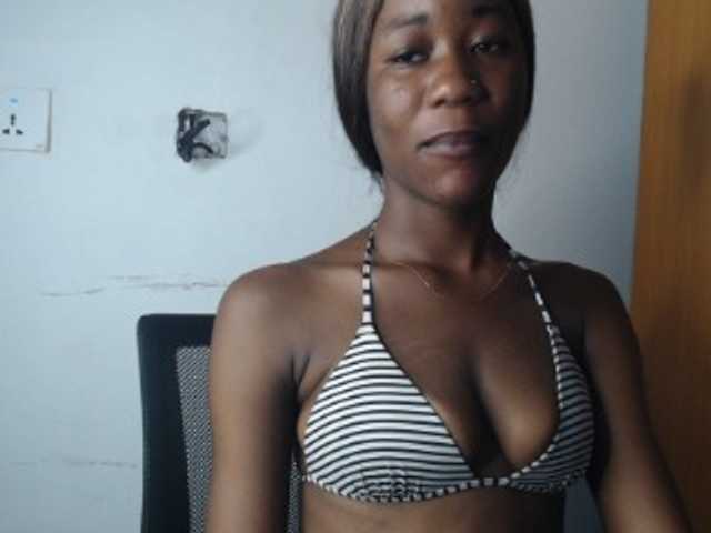 Sexyvian live cam on BongaCams