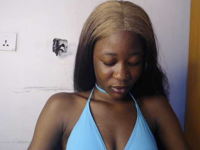 Sexyvian live cam on BongaCams