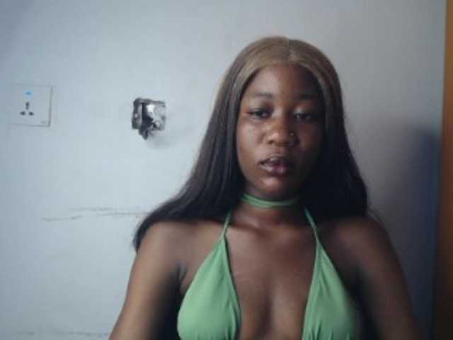 Sexyvian live cam on BongaCams