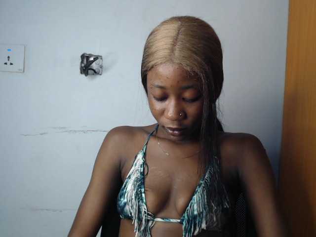 Sexyvian live cam on BongaCams