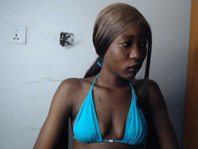 Sexyvian live cam on BongaCams