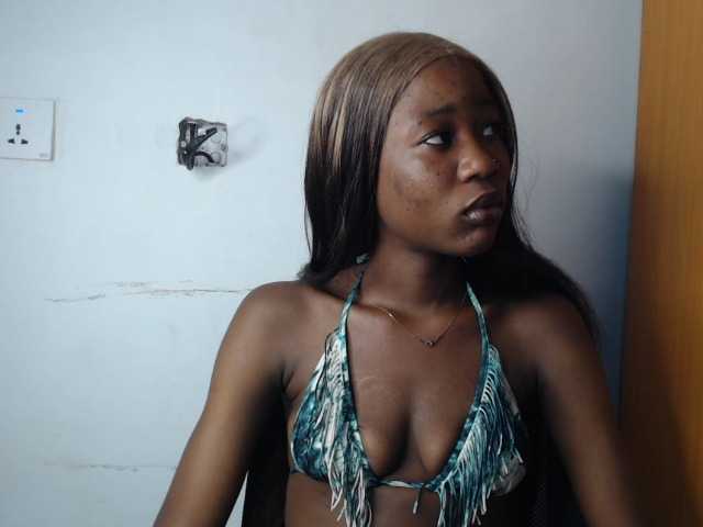 Sexyvian live cam on BongaCams