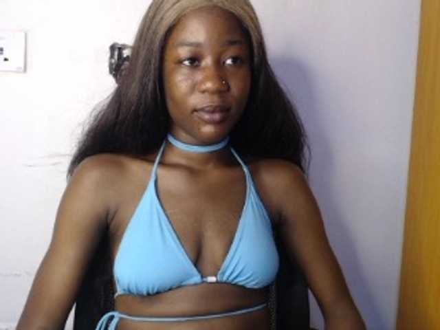 Sexyvian live cam on BongaCams