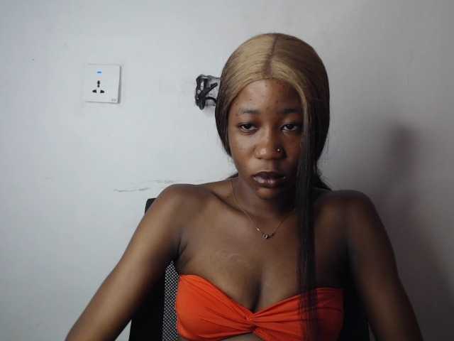 Sexyvian live cam on BongaCams