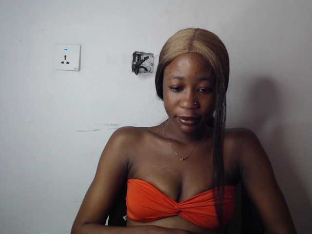 Sexyvian live cam on BongaCams
