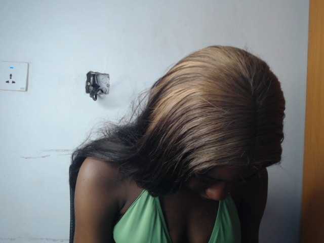 Sexyvian live cam on BongaCams
