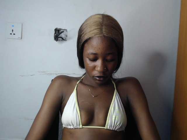 Sexyvian live cam on BongaCams