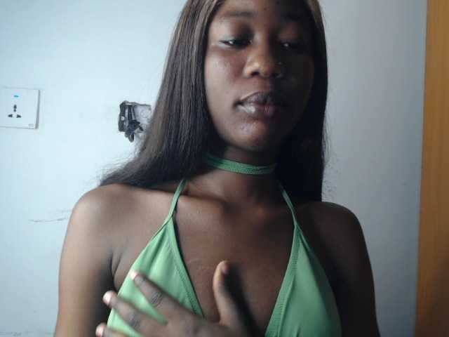Sexyvian live cam on BongaCams