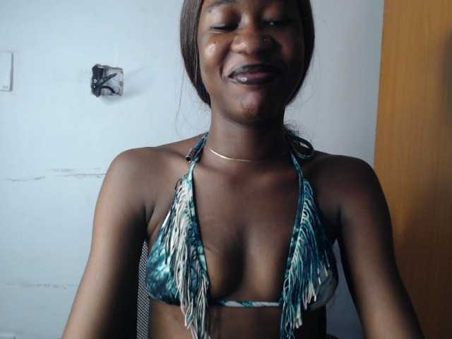 Sexyvian live cam on BongaCams